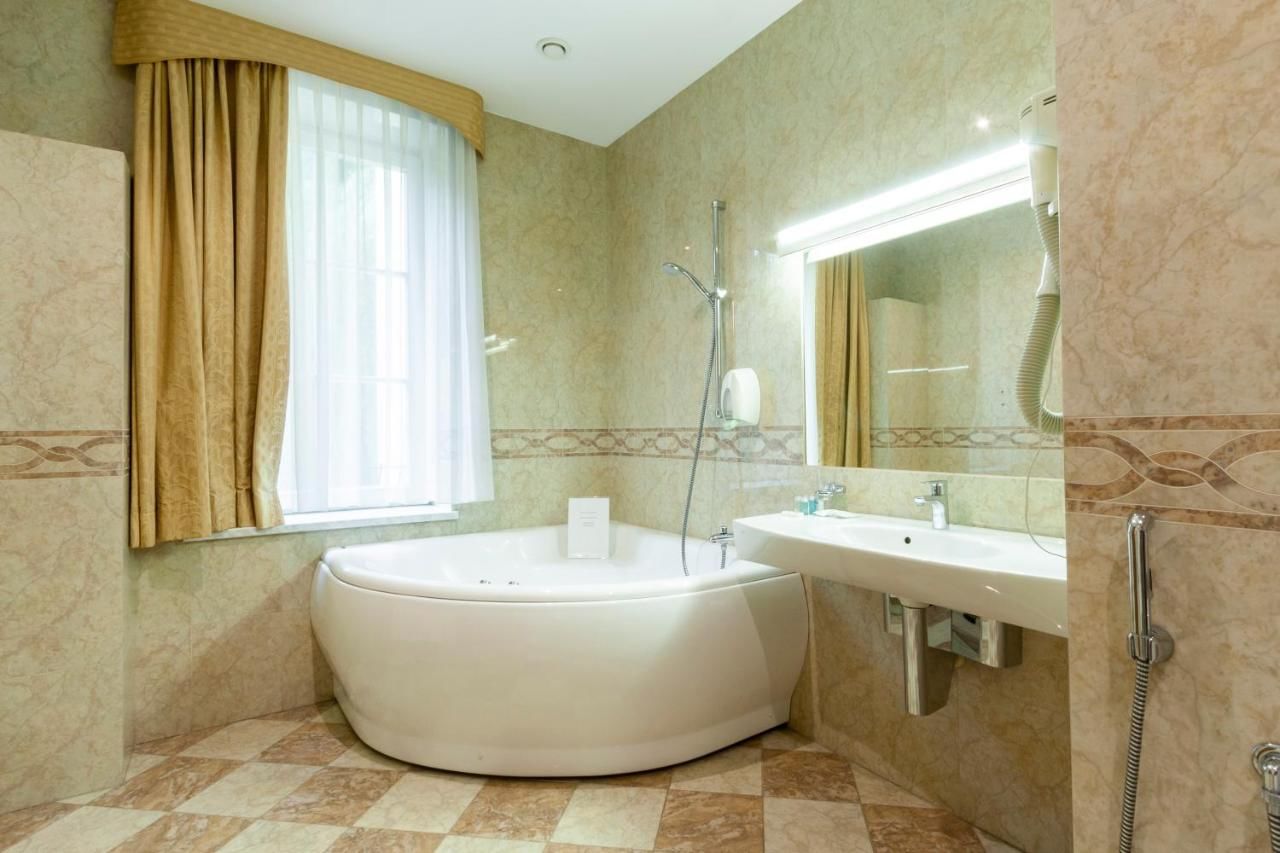 Отель Story Inn Self Check-In Hotel Вильнюс-10
