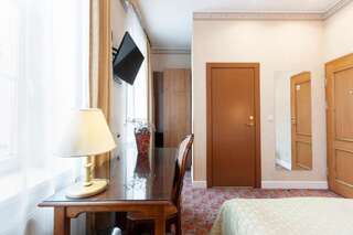 Отель Story Inn Self Check-In Hotel Вильнюс Стандартный двухместный номер с 1 кроватью-9